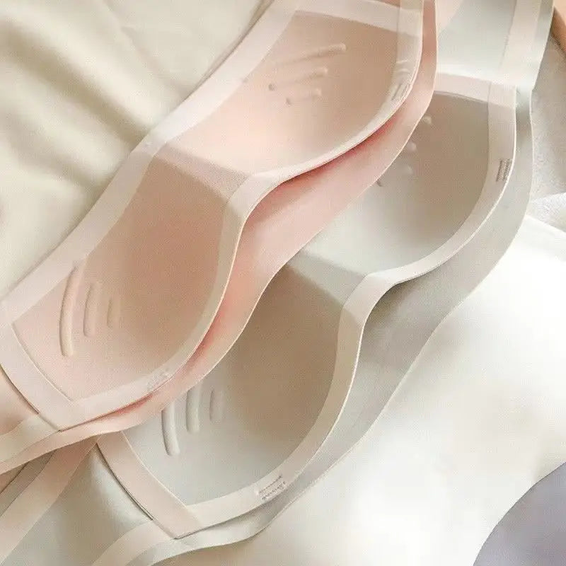 Seksi dikişsiz sütyen